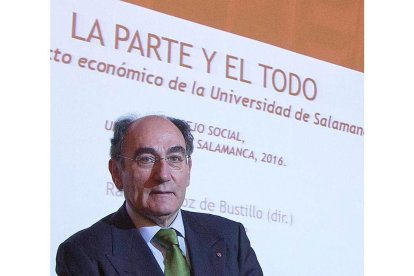 El presidente del Consejo Social de la Usal, Sánchez Galán. D. A.