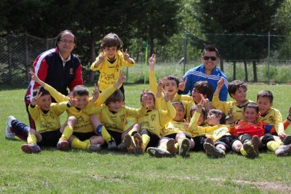 Formación del Loyola prebenjamín, campeón de Liga del grupo 1.