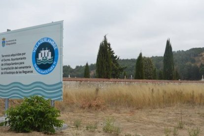 Terrenos adquiridos por el Ayuntamiento para la ampliación del cementerio. DL