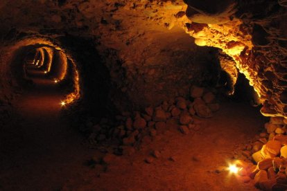 La Fundación Las Médulas logró el pasado año 82.000 euros del Estado para iluminar la galería.