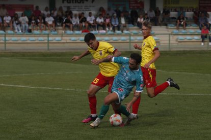 Partido de fútbol Atlético Astorga - Palencia. F. Otero Perandones.