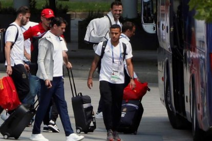 La selección no se paró con los aficionados en Madrid. JAVIER ETXEZARRETA