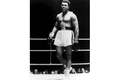 La carrera de Cassius Clay fue imparable hacia el título mundial