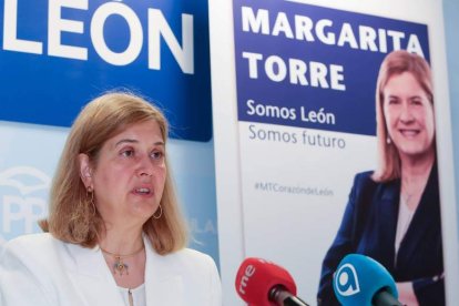 Margarita Torre se pone a disposición de las dos afectadas. DL