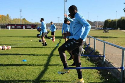 Kalvin Ketu, jugador camerunés de la Cultural. CULTURAL Y DEPORTIVA LEONESA