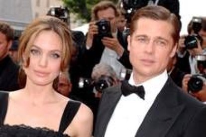 La espectacular pareja formada por Angelina Jolie y Brad Pitt conmocionó ayer Cannes