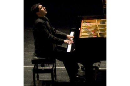 El pianista malagueño Ángel Sanzo.