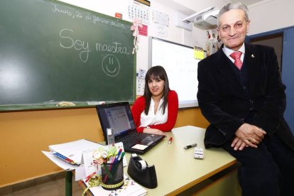 Paula González y Aladino Fernández, los profesores más joven y más veterano