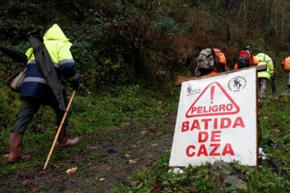 La última batida de caza en Picos de Europa se celebró en abril de 2021. FERNANDO OTERO