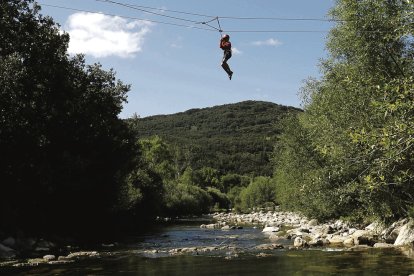 El indiscutible fuerte del turismo de Vegacervera es su oferta de deporte y naturaleza. JESÚS F. SALVADORES