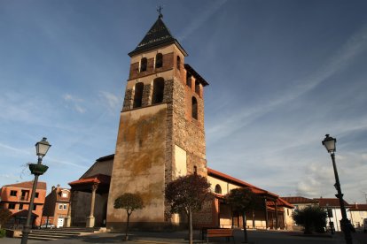 El funeral ha tenido lugar esta mañana en la iglesia parroquial de la Santa Marina del Rey, de donde era la víctima. NORBERTO