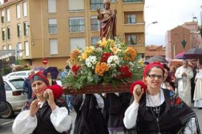 Imagen de archivo de la romería de San Isidro celebrada el pasado año en Trobajo del Camino