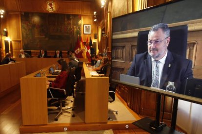 El pleno de ayer se celebró en sesión extraordinaria. RAMIRO