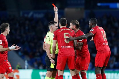 Sergio Ramos fue expulsado ante la Real Sociedad. Roja que no le impedirá ser apto para la Copa. HERRERO