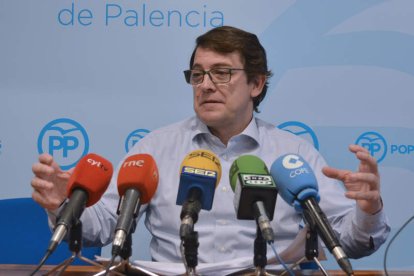 Fernández Mañueco, ayer en Palencia. ALMUDENA ÁLVAREZ