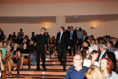 El presidente de la Junta, Juan Vicente Herrera, a su llegada a la inauguración en Salamanca del curso 2018-19 en Castilla y León.