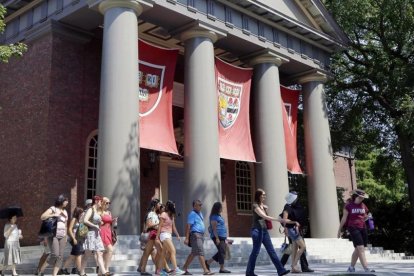 Universidad de Harvard en Cambridge.