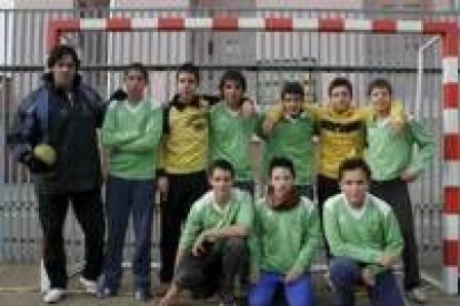 Formación del equipo infantil masculino del Bosco