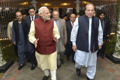 Modi a su llegada a la residencia oficial de Sharif en Lahore.