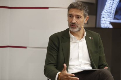 Entrevista a Julio Álvarez, presidente del CEL. RAMIRO