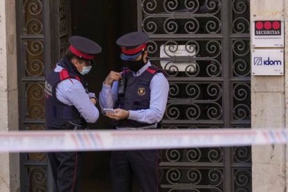 Un hombre ha abierto fuego esta mañana en una empresa de seguridad situada en el centro de Tarragona. ENRIC FONTCUBERTA