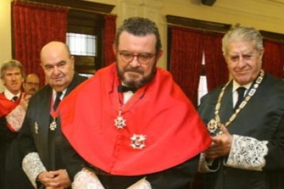 En 2008 Germán Barreiro recibió la Cruz de San Raimundo de Peñafort. DL