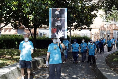 Las personas sordas vistieron camisetas turquesas y el cuerpo de baile de Infinity desplegó su arte. MARCIANO PÉREZ