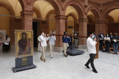 Participación de los Jóvenes Papones de Semana Santa. F. OTERO