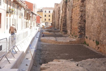 Vista de la calle Carreras en obras. J. NOTARIO