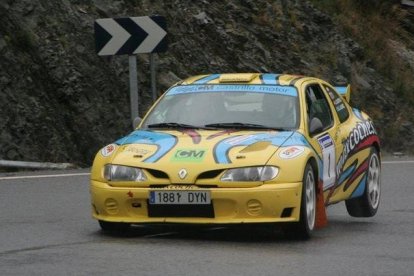 Julio César Castrillo fue el ganador de la III Edición del Rally Sprint Valle de Laciana en 2006. TEAM REPAUTO