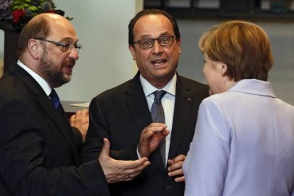 Martin Schulz, François Hollande y Angela Merkel, el pasado 25 de junio en Bruselas.