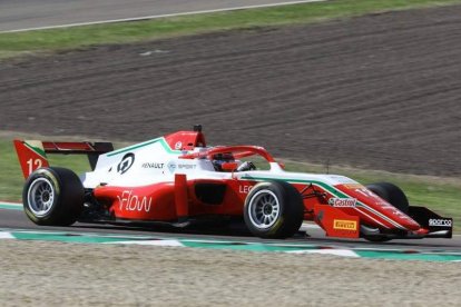 David Vidales durante los entrenamientos de pretemporada en el circuito Enzo y Dino Ferrari de Imola. FIA