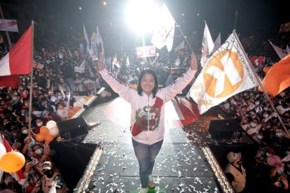 Keiko Fujimori cierra en Lima su campaña electoral.  JOHN REYES