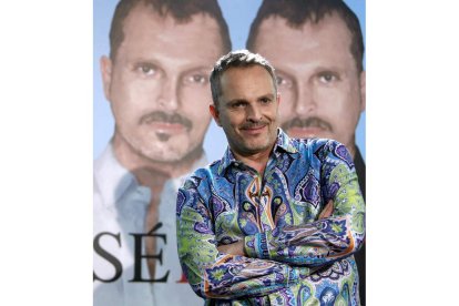 Miguel Bosé presentó ayer su ‘Papitwo’.