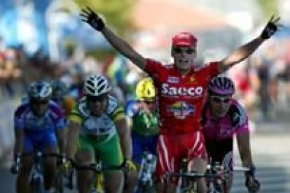 Danilo di Luca se impuso con claridad en la meta de Alcoy, en la primera etapa de la Vuelta