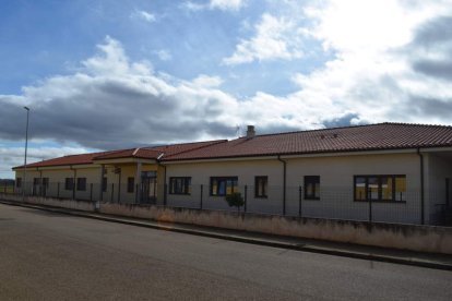 Imagen de archivo de la nueva residencia de mayores de Laguna de Negrillos. MEDINA