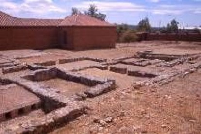 Imagen de las dependencias agropecuarias de la villa donde se encuentra el horno