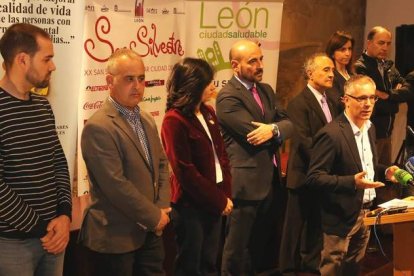 La San Silvestre de León presentó sus credenciales. La carrera se disputará el 26 de diciembre. CÉSAR