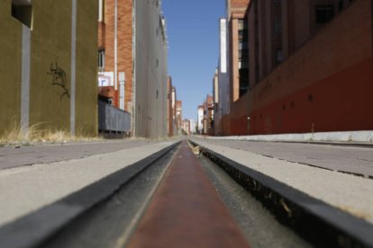 Tramo de lal FEVE entre la estación de La Asunción, Las Ventas y San Mamés. F. Otero Perandones.