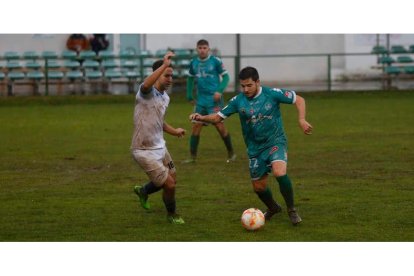 El Atlético Astorga afronta en La Eragudina un partido de alta exigencia frente al Atlético Bembibre. F. OTERO