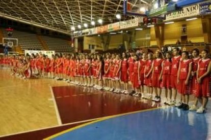 El Club San José cuenta con una amplia cantera en las diferentes categorías femeninas