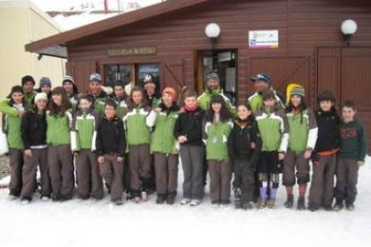 Los alumnos del Club Deportivo Leitariegos Telenauto