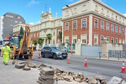 Obras en la Avenida Álvaro López Núñez. AYUNTAMIENTO DE LEÓN