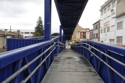 Pasarela peatonal de Trobajo del Camino. MARCIANO PÉREZ