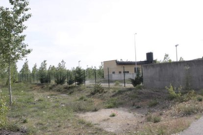 La planta de hidrógeno se ubicaría junto al río Esla en las proximidades de la depuradora de Cistierna. CAMPOS