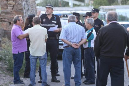 La Policía Local y la Nacional tuvieron que intervenir el sábado. LDM