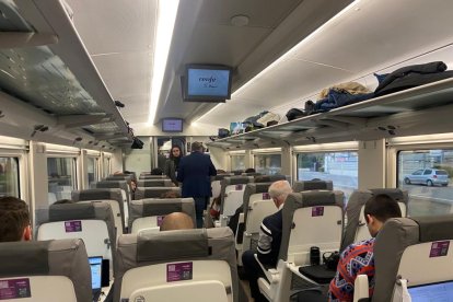 Interior del tren. RAMIRO