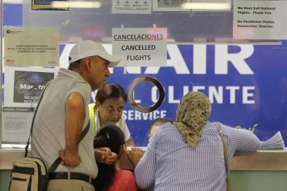 Mostradores de Ryanair en el aeropuerto de El Prat.