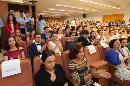 El Campus acogió la graduación de Enfermería y Fisioterapia. LDM