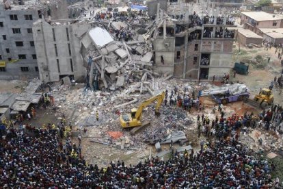 Aspecto de cómo quedó el edificio de la fábrica téxtil Rana Plaza.